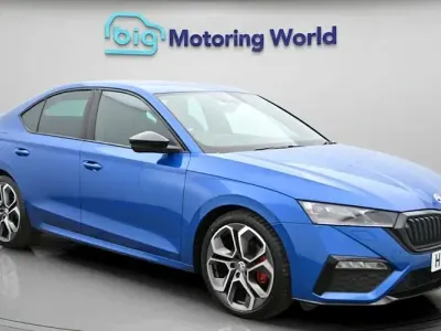 Gebraucht Skoda Octavia vRS 200 PS (147 kW) 2023 Blau Kleinwagen