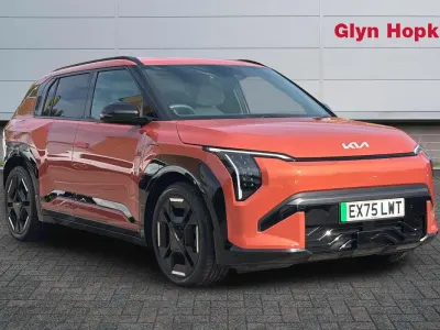 Used Kia EV3 GT-Line 150 kW (204 HP) 2025 Orange SUV