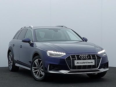 Używany Audi A4 Allroad Sport 204 KM (150 kW) 2022 Niebieski Kombi