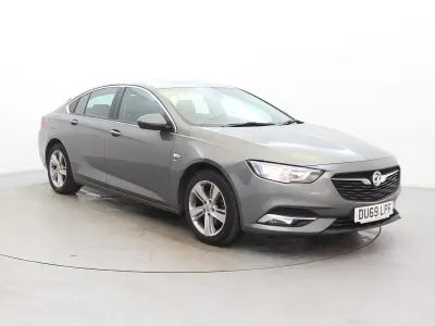 Used Vauxhall Insignia SRi 136 HP (100 kW) 2019 Grey Hatchback
