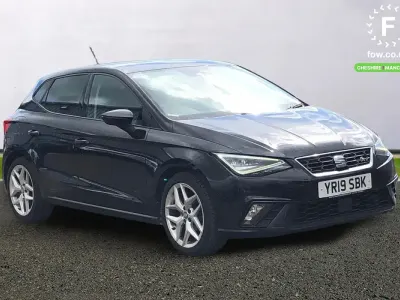 Usado Seat Ibiza FR 80 CV (58 kW) 2019 Negro Utilitario