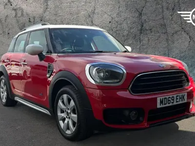 Used Mini Cooper Countryman Classic 136 HP (100 kW) 2020 Red SUV