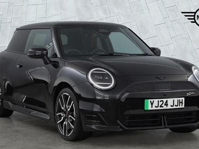 Used Mini Cooper SE Hatch 158 kW (215 HP) 2024 Black Hatchback