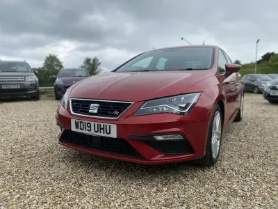 Used Seat Leon FR 130 HP (95 kW) 2019 Red Hatchback