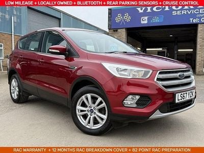 Used Ford Kuga Zetec 120 HP (88 kW) 2018 Red SUV