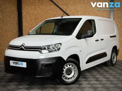 Used Citroën Berlingo 100 HP (73 kW) 2023 White MPV