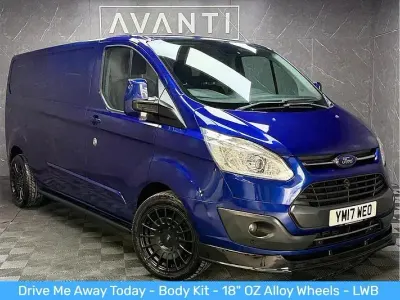 Usado Ford Transit Custom Limited 130 CV (95 kW) 2017 Azul Van