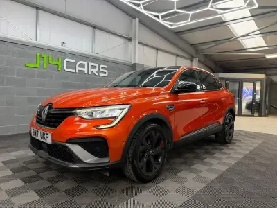 Używany Renault Arkana R.S. 140 KM (102 kW) 2022 Pomarańczowy SUV