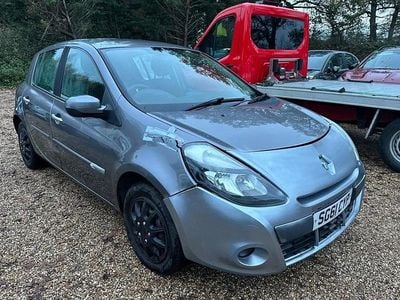 Grey Used 2011 Renault Clio II Expression Hatchback | £595 (Super price)