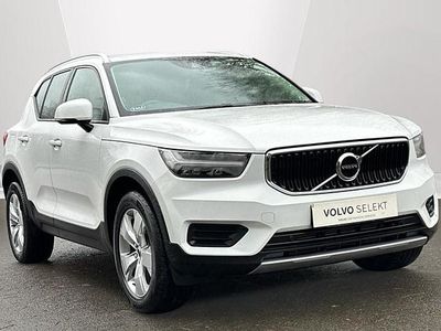 White Used 2021 Volvo XC40 Momentum SUV | £19,290 (Fair price)