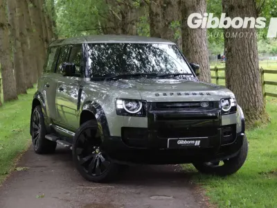 Käytetty Land Rover Defender 2021 Vihreä Katumaasturi