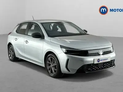 Used Vauxhall Corsa Design Edition 75 HP (55 kW) 2023 Silver Hatchback