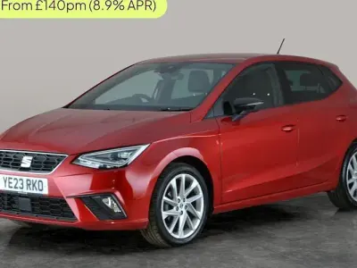 Używany Seat Ibiza FR 80 KM (58 kW) 2023 Czerwony Hatchback