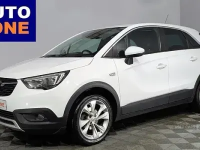 Used Vauxhall Crossland X S 110 HP (80 kW) 2019 White SUV