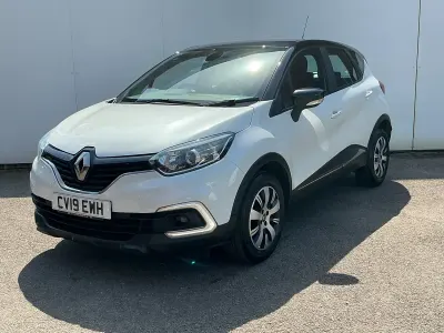 Used Renault Captur Play 90 HP (66 kW) 2019 White SUV
