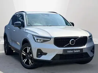 Used Volvo XC40 Plus 163 HP (119 kW) 2023 Silver SUV