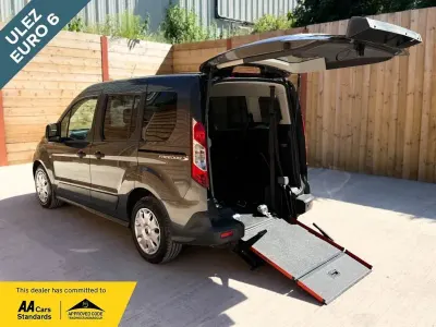 Used Ford Tourneo Connect Zetec 2017 Grey MPV