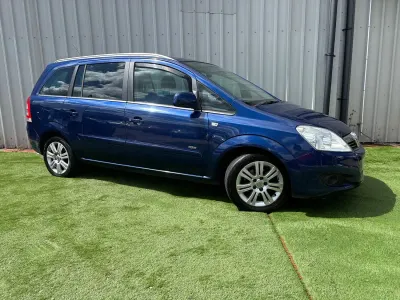 Begagnad Vauxhall Zafira