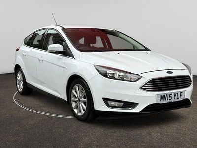 Used Ford Focus Titanium 2015 White Hatchback
