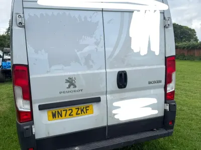 Used Peugeot Boxer Premium 140 HP (102 kW) 2023 White Van