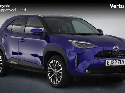 Used Toyota Yaris Cross 116 HP (85 kW) 2022 Blue SUV