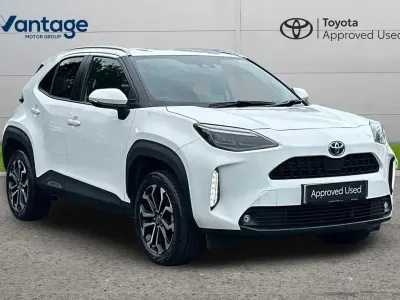 Used Toyota Yaris Cross Design 113 HP (83 kW) 2022 White SUV
