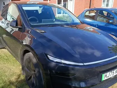 Used Tesla Model Y RWD 219 kW (299 HP) 2025 Grey SUV