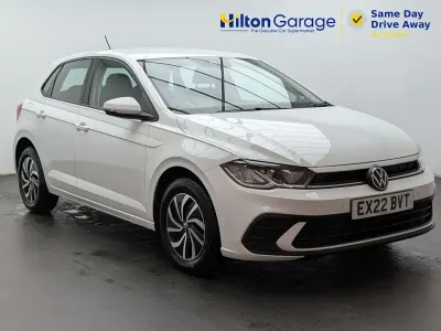 Used VW Polo Life 95 HP (69 kW) 2022 White Hatchback