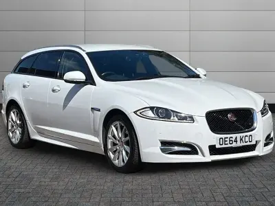 Used Jaguar XF Sportbrake Portfolio 271 HP (199 kW) 2015 Polaris white Estate