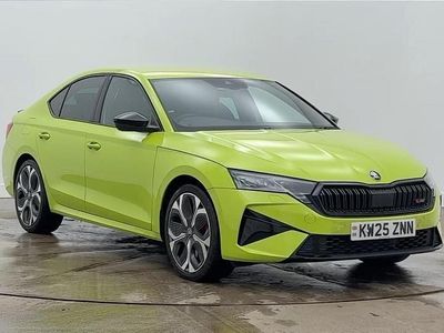 Używany Skoda Octavia vRS 265 KM (194 kW) 2025 Zielony Hatchback