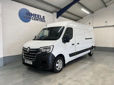 White Used 2023 Renault Master Business Van | £18,790 (Fair price)