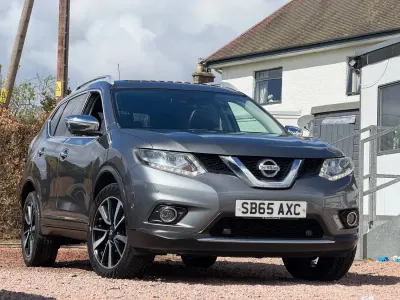 Używany Nissan X-Trail Tekna 130 KM (95 kW) 2015 Szary SUV