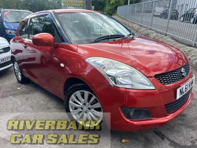 Usado Suzuki Swift SZ4 94 HP (69 kW) 2011 Laranja Citadino