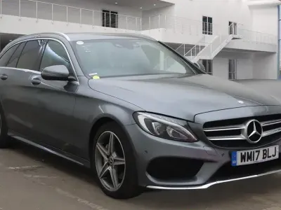 Używany Mercedes C220 AMG line 2017 Szary Kombi