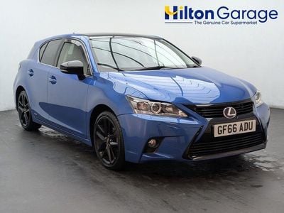 Lexus CT200h