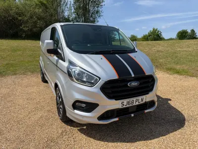 Used Ford Transit Custom Sport 170 HP (125 kW) 2018 Silver Van