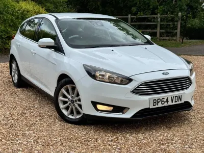 Used Ford Focus Titanium 125 HP (91 kW) 2015 White Hatchback