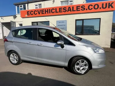Used Ford B-MAX Zetec 101 HP (74 kW) 2015 Silver MPV