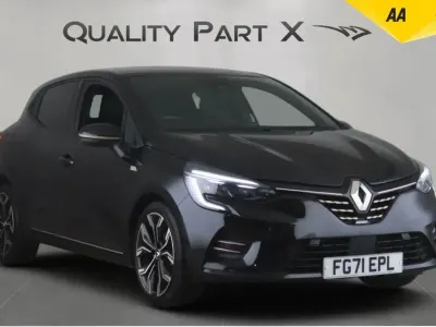 Used Renault Clio V SE 90 HP (66 kW) 2021 Black Hatchback