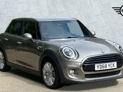Used Mini Cooper Hatch 134 HP (98 kW) 2018 Silver Hatchback