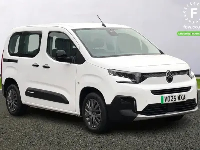 Używany Citroën e-Berlingo 100 kW (136 KM) 2025 Biały Minivan