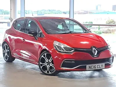 Used Renault Clio Trophy 220 HP (161 kW) 2016 Red Hatchback