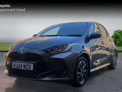 Second-hand Toyota Yaris Hybrid Design 116 CP (85 kW) 2024 Gri Hatchback