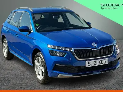 Used Skoda Kamiq SE Drive 70 HP (51 kW) 2021 Race blue metallic SUV