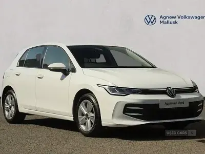 Used VW Golf VIII Life 115 HP (84 kW) 2024 White Hatchback