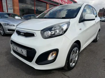 Used Kia Picanto 68 HP (50 kW) 2014 White Hatchback