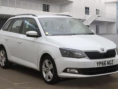 Used Skoda Fabia SE L 110 HP (80 kW) 2016 White Hatchback
