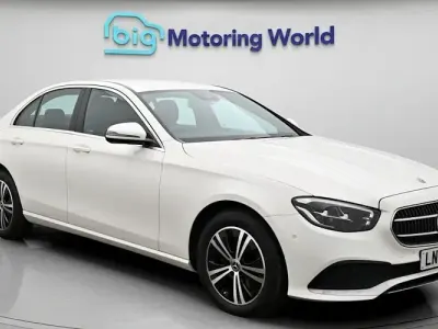 Used Mercedes E200 200 HP (147 kW) 2022 White Sedan