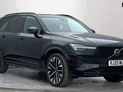 Used Volvo XC90 Ultra 250 HP (183 kW) 2025 Black SUV