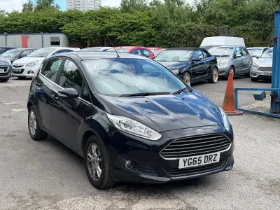 Used Ford Fiesta Zetec 100 HP (73 kW) 2015 Black Hatchback
